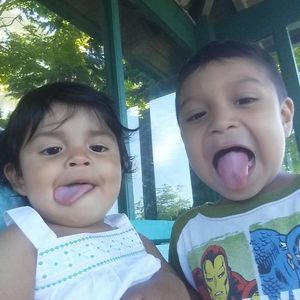 Meet your Posher, Estefania